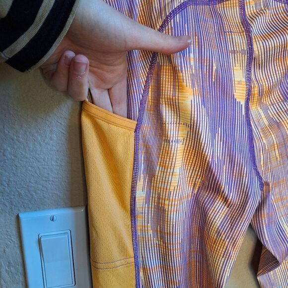 Gymshark leggings purple and yellow leggings - Picture 5 of 6